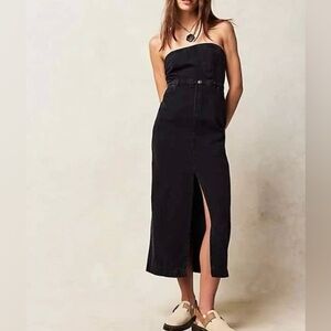 Chic Black Strapless Dress